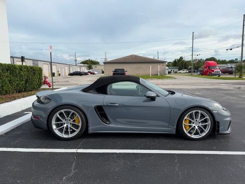 Used 2023 Porsche 718 Boxster Spyder RWD image 8