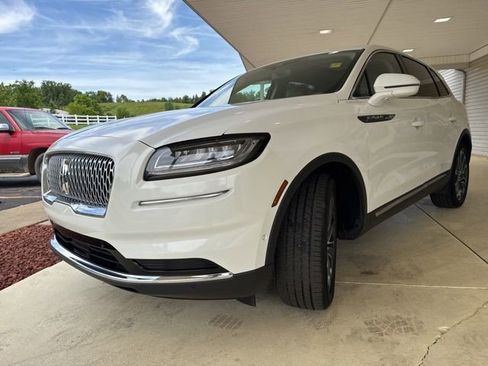 Used 2023 Lincoln Nautilus Reserve w/ Equipment Group 201A AWD/4WD image 11