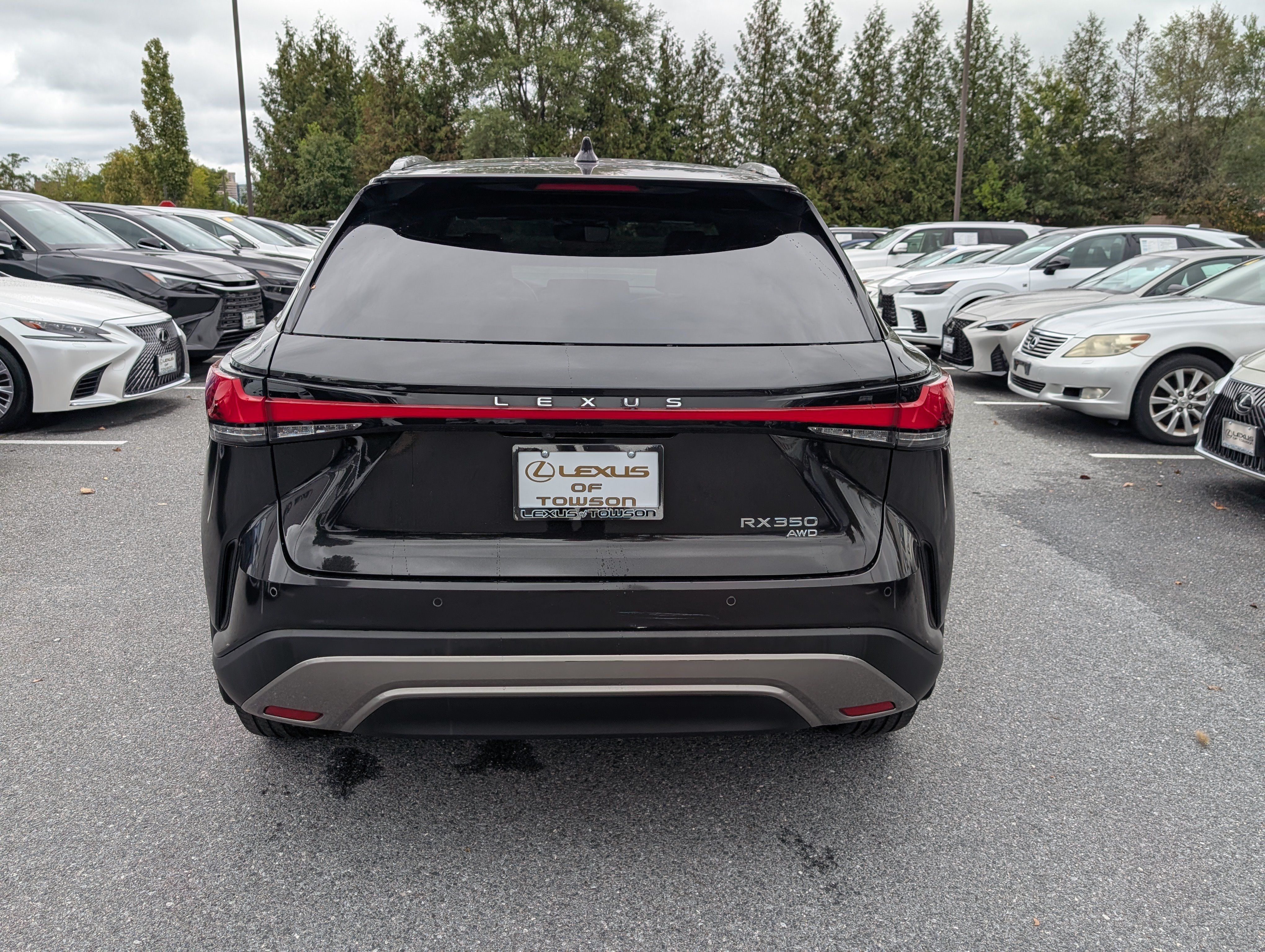 Used 2023 Lexus RX 350 Premium w/ Accessory Package AWD/4WD image 4