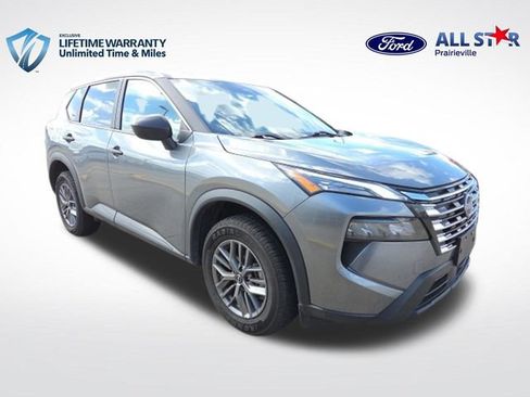 Used 2024 Nissan Rogue S AWD/4WD image 1