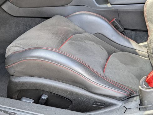Used 2019 Chevrolet Camaro ZL1 RWD image 24
