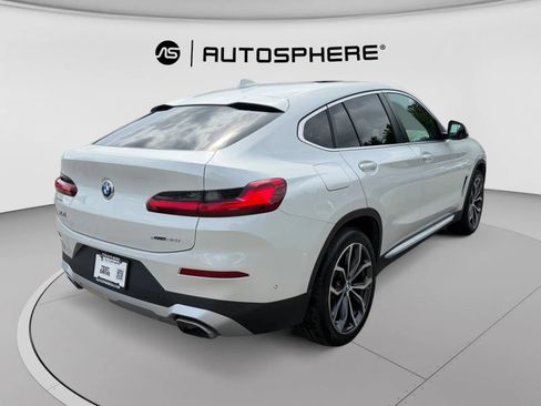 Used 2023 BMW X4 xDrive30i w/ Premium Package AWD/4WD image 9