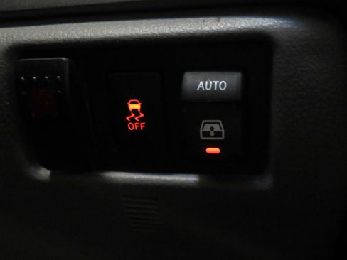 Used 2012 Toyota Sequoia Platinum AWD/4WD image 48