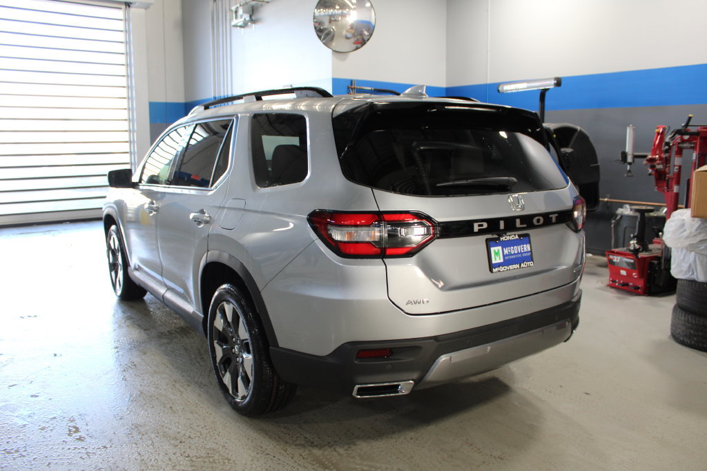 New 2026 Honda Pilot Elite image 9