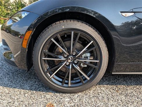 New 2025 MAZDA MX-5 Miata RF Grand Touring image 9