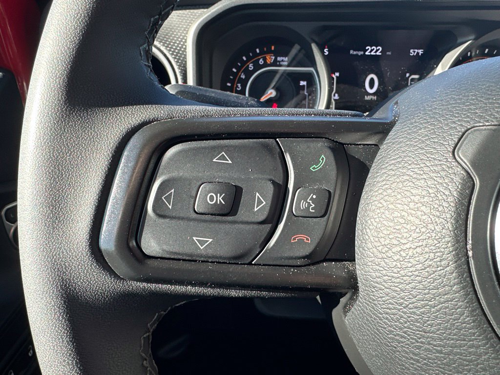 Used 2026 Jeep Gladiator Rubicon AWD/4WD image 14