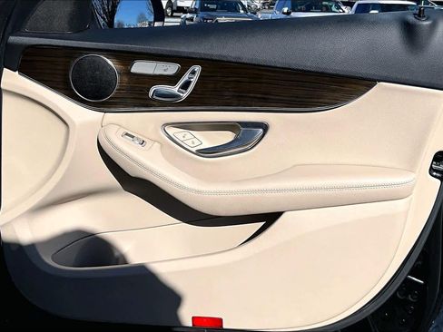 Used 2018 Mercedes-Benz C 300 4MATIC Sedan image 22