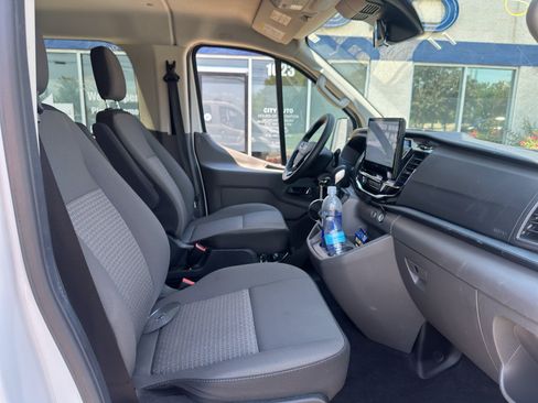 Used 2025 Ford Transit 350 XLT RWD image 11