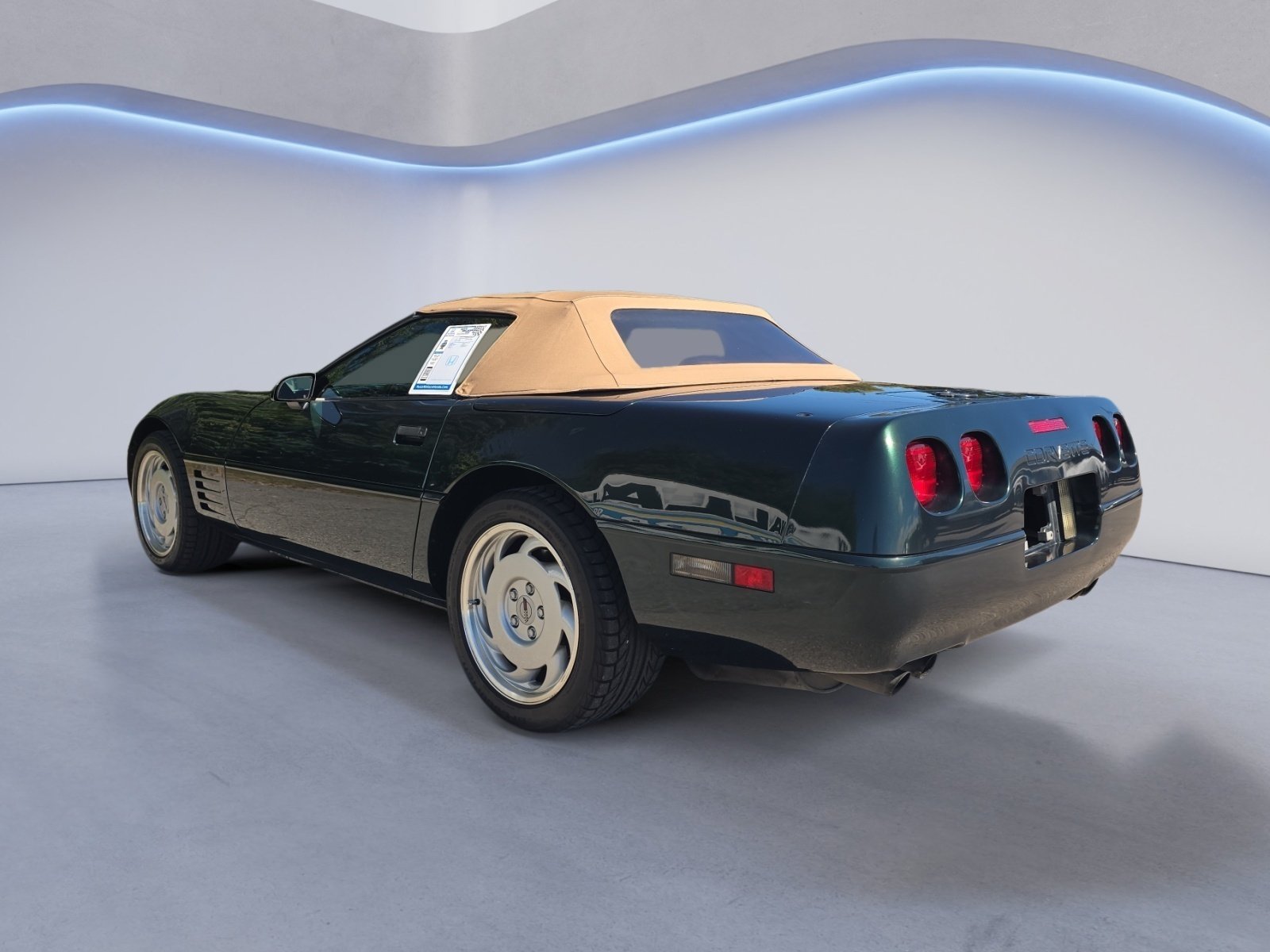Used 1991 Chevrolet Corvette Convertible RWD image 3