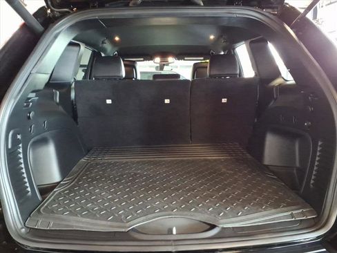 Used 2021 Jeep Grand Cherokee Laredo X image 6