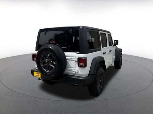 Used 2025 Jeep Wrangler Unlimited Sport AWD/4WD image 11