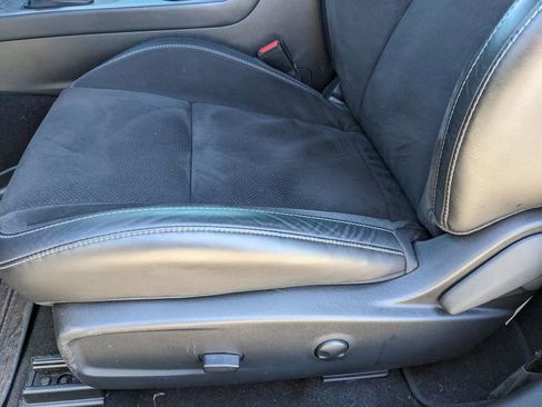 Used 2023 Dodge Challenger R/T w/ Plus Package image 21