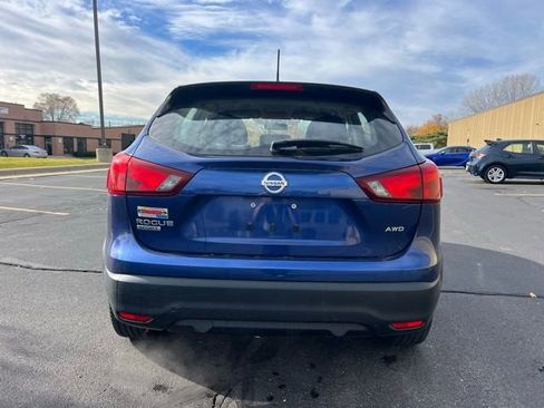 Used 2019 Nissan Rogue Sport S image 4