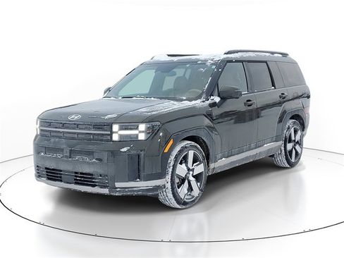 Used 2025 Hyundai Santa Fe Limited image 2