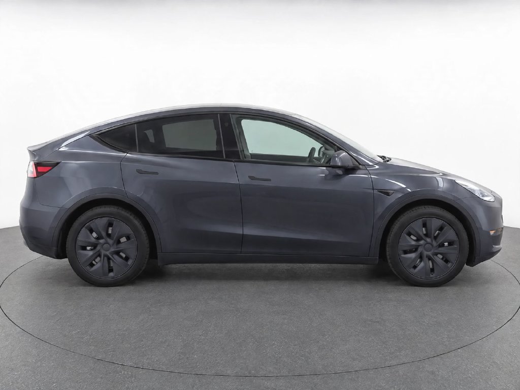 Used 2024 Tesla Model Y Long Range AWD/4WD image 9