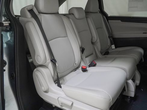 New 2026 Honda Odyssey EX-L image 43
