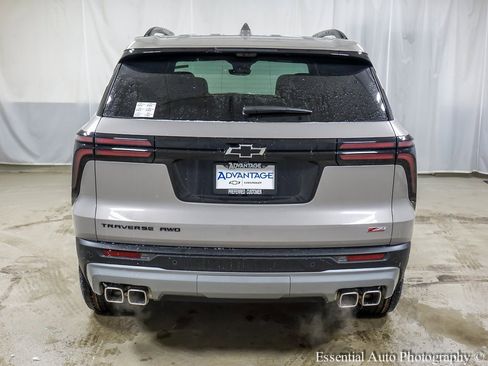 New 2026 Chevrolet Traverse Z71 w/ Enhanced Driving Package image 6