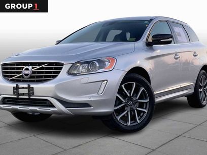 Used 2017 Volvo XC60 T6 Dynamic w/ Preferred Option Package