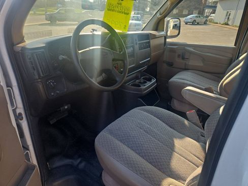 Used 2007 Chevrolet Express 2500 RWD image 14