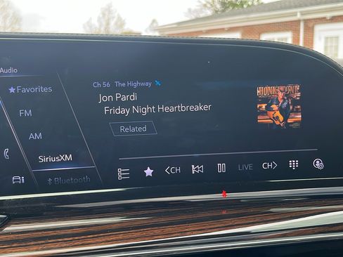 New 2024 Cadillac Escalade Premium Luxury image 22