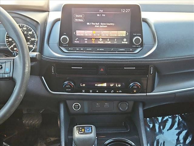Used 2022 Nissan Rogue SV AWD/4WD image 14