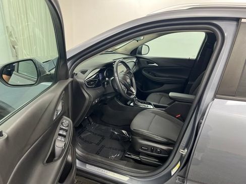 Used 2022 Buick Encore GX Select AWD/4WD image 12
