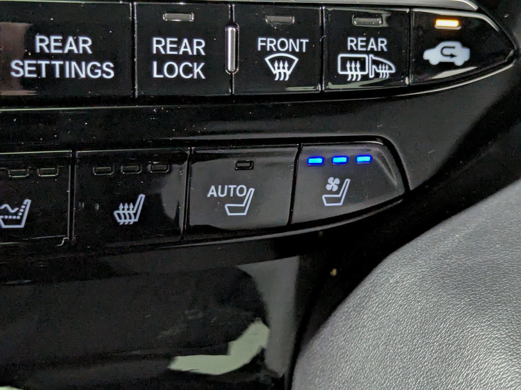 Used 2022 Acura MDX Type S w/ Advance Package AWD/4WD image 26