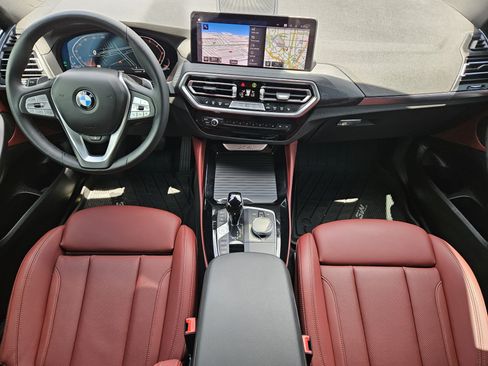 Used 2024 BMW X4 xDrive30i w/ Parking Assistance Package AWD/4WD image 25