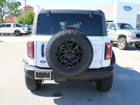 New 2026 Ford Bronco Badlands AWD/4WD image 4