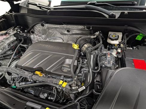 New 2026 Chevrolet Trax RS w/ Sunroof Package FWD image 28