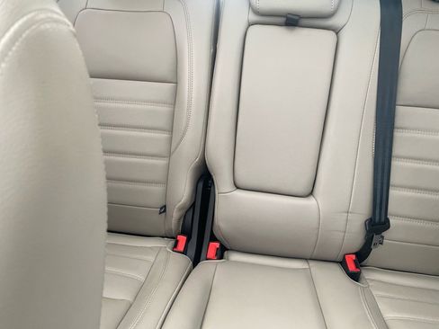 Used 2019 Ford Escape Titanium image 15