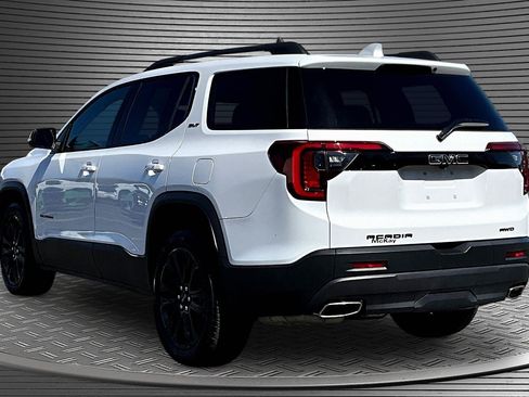Used 2023 GMC Acadia SLT w/ Elevation Edition AWD/4WD image 4