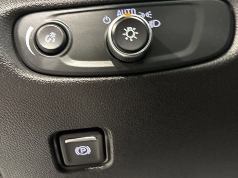 Used 2024 Chevrolet Blazer LT w/ Convenience Package image 19