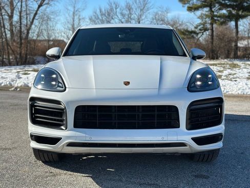 Used 2022 Porsche Cayenne GTS image 2