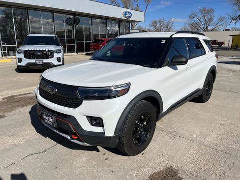 Used 2022 Ford Explorer Timberline image 2