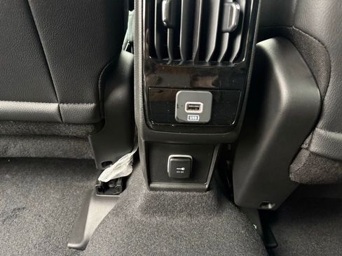 New 2026 Jeep Compass Limited image 29