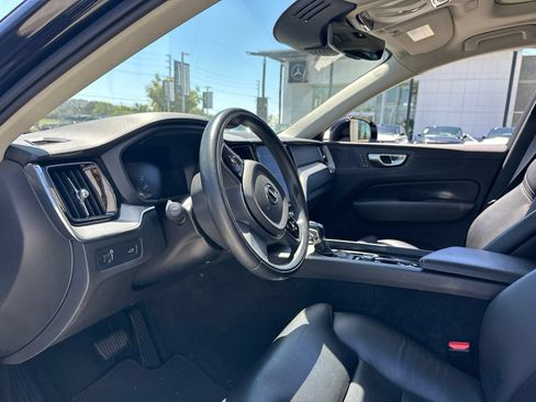 Used 2019 Volvo XC60 T5 Inscription w/ Protection Package AWD/4WD image 8