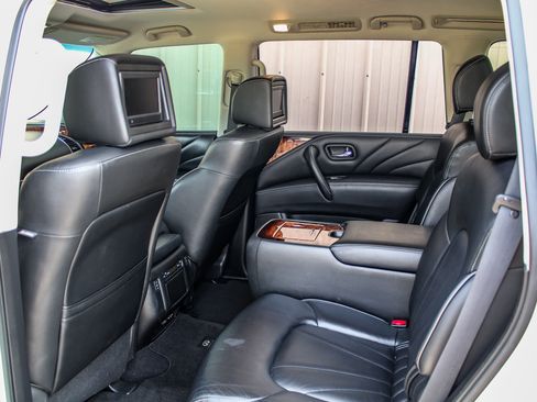 Used 2016 INFINITI QX80 4WD image 29