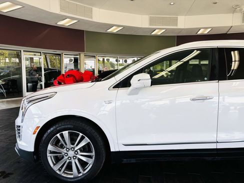 Used 2024 Cadillac XT5 Premium Luxury w/ LPO, Floor Liner Package AWD/4WD image 6
