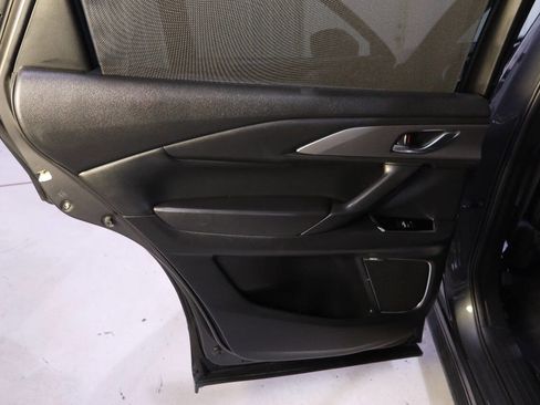 Used 2019 MAZDA CX-9 Touring w/ Touring Premium Package image 32
