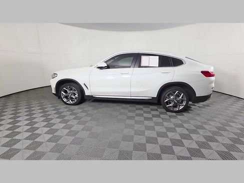 Used 2025 BMW X4 xDrive30i AWD/4WD image 47