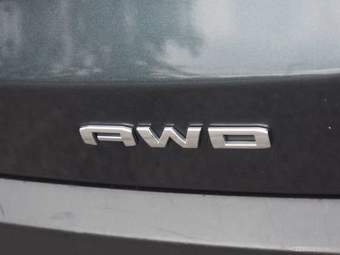 Used 2020 GMC Acadia SLT AWD/4WD image 14