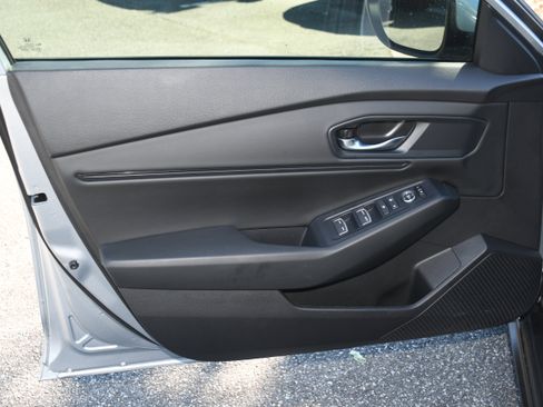 Used 2024 Honda Accord EX image 10