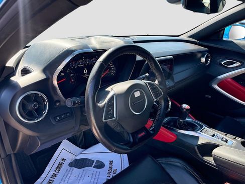 Used 2023 Chevrolet Camaro SS image 9