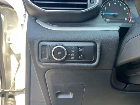 Used 2023 Ford Explorer XLT w/ Equipment Group 202A image 25