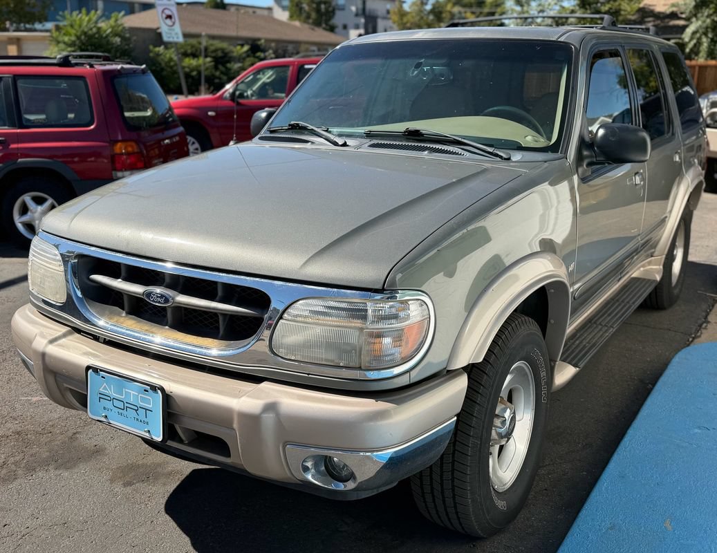 Used 2001 Ford Explorer Eddie Bauer AWD/4WD image 6