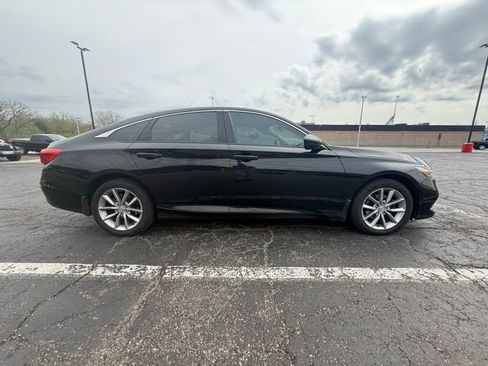 Used 2021 Honda Accord LX image 3