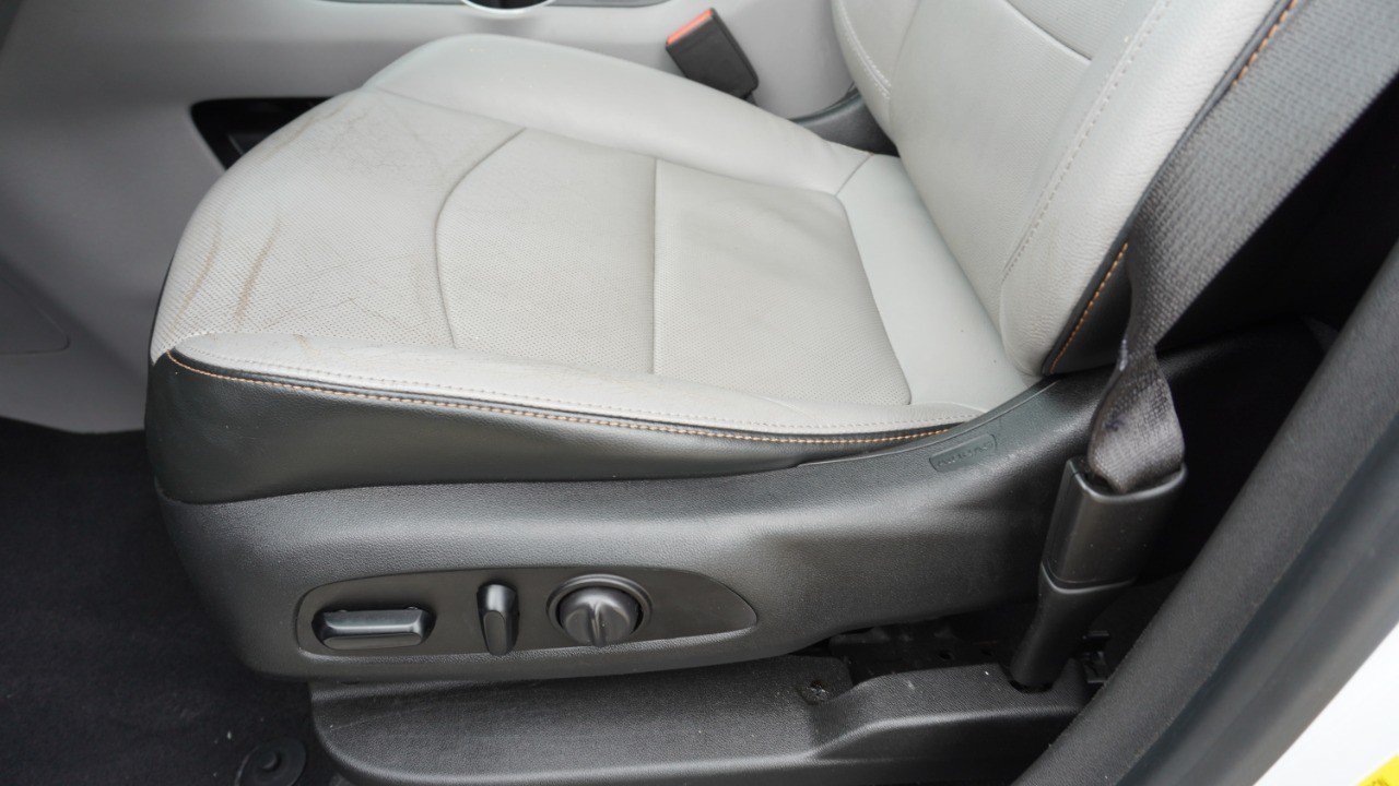 Used 2020 GMC Terrain SLT w/ Preferred Package FWD image 23