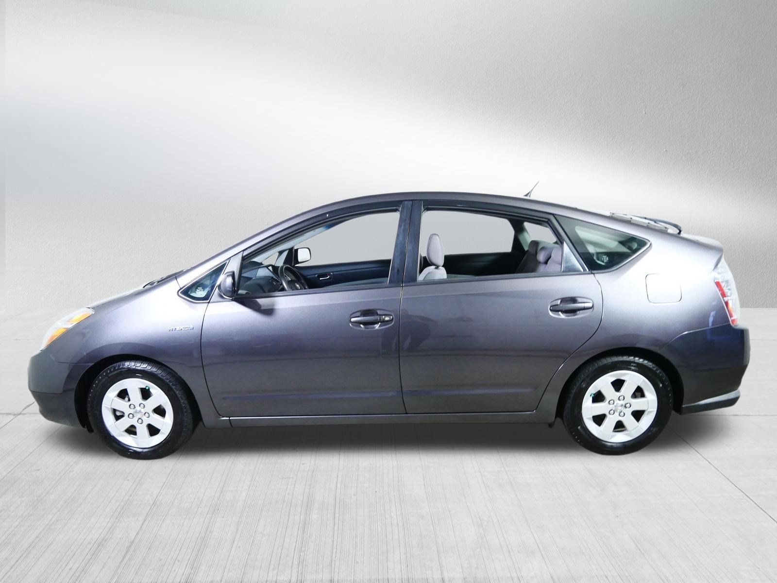 Used 2009 Toyota Prius FWD image 4