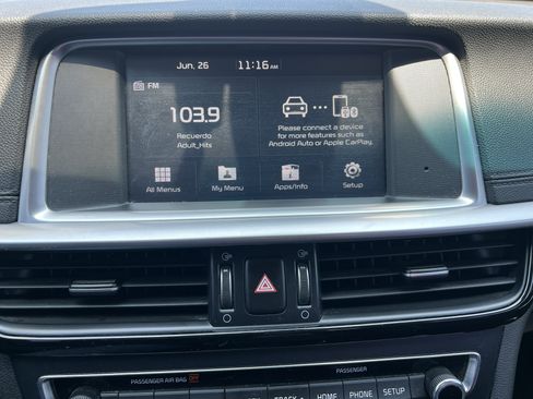 Used 2020 Kia Optima S FWD image 28